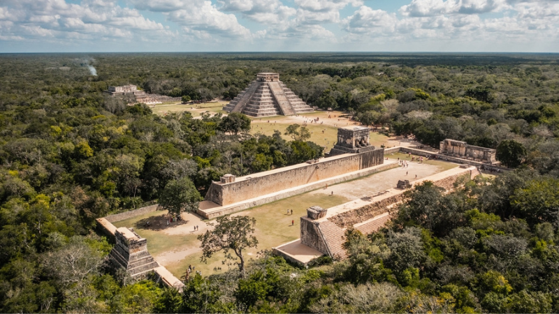 "Exploring the Mystical Marvel: Chichen Itza, Mexico"